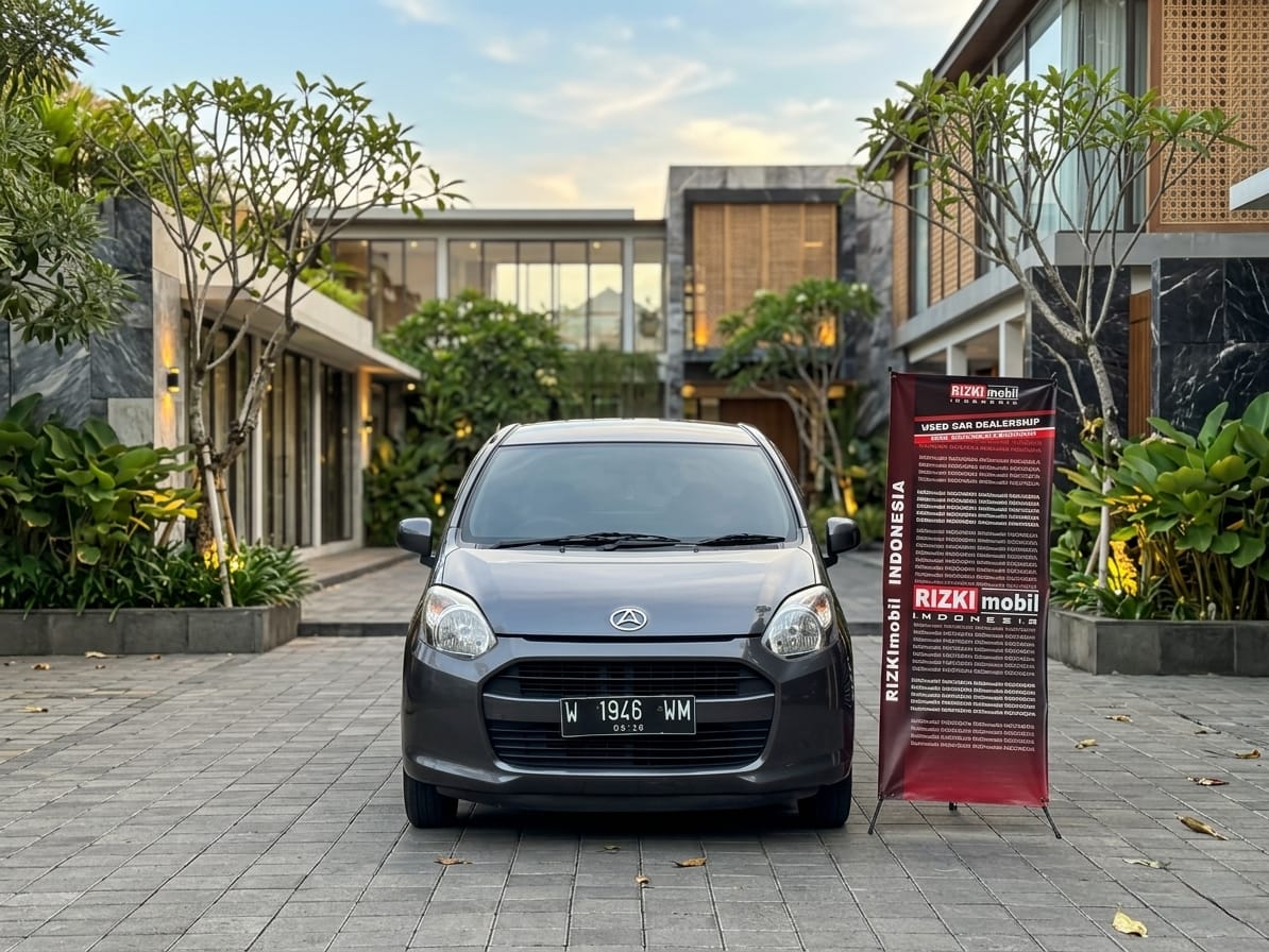 2016 Daihatsu Ayla